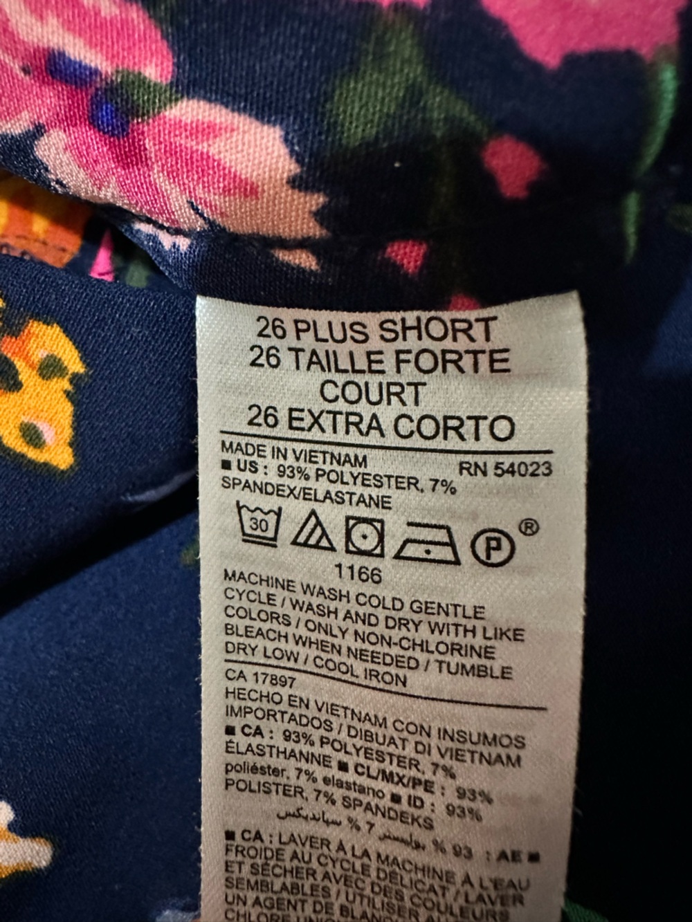 Old Navy Harper mid rise floral crop pants size 26 - Picture 11 of 11